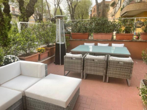 Green Hill Luxury Apartment